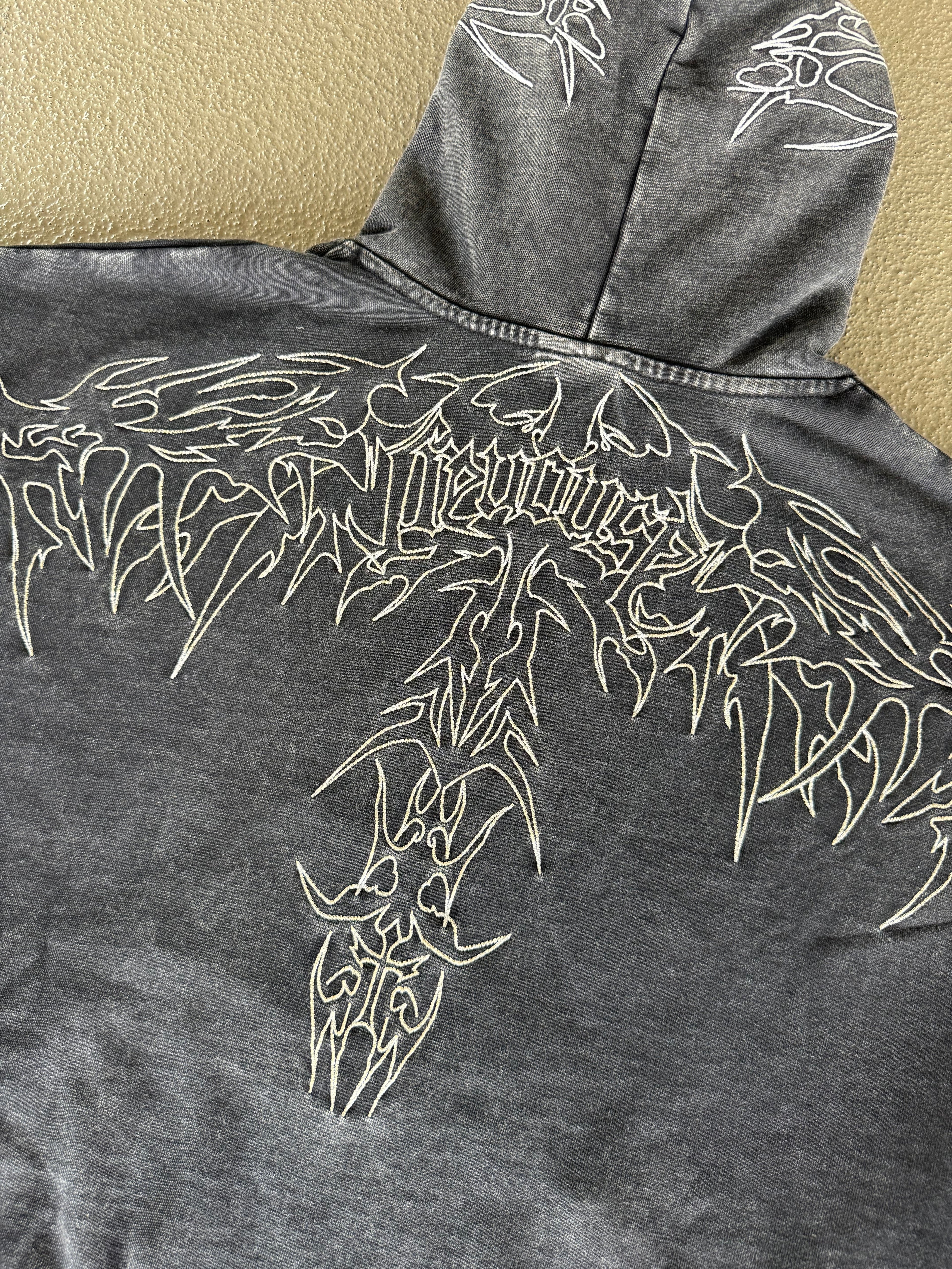 Reflective Embroidery Hoodie - Schwarz