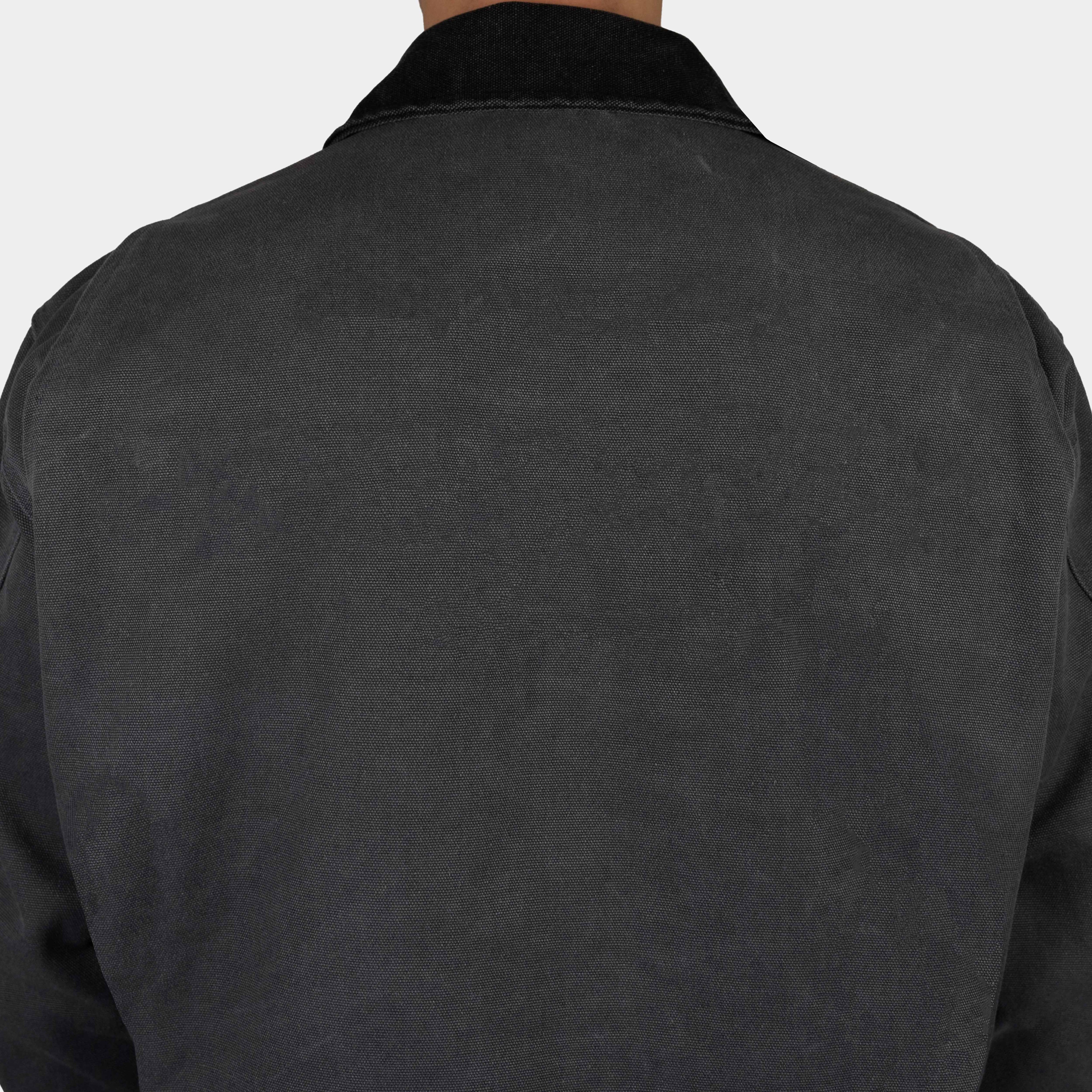 Washed Workwear Jacke von Trevouse im Oversize Fit mit Leder-Patch, inspiriert von Carhartt – Hinten Details.